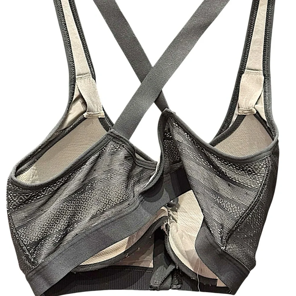 Victoria's Secret Gray Sports Bra front zip 34DD with padding - Picture 7 of 7